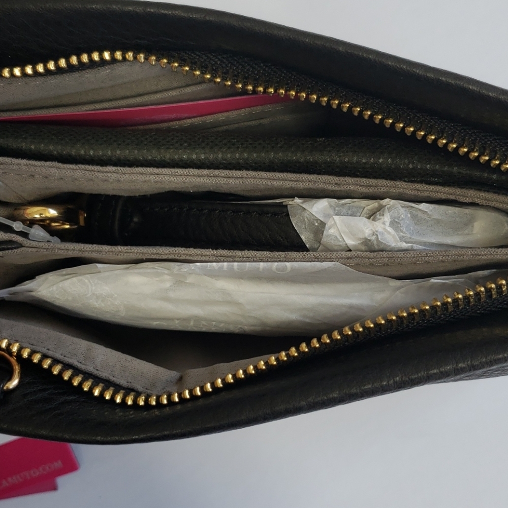 🛍️ Vince Camuto Women's Cami Crossbody Cross Body Bag - Picture 5 of 10